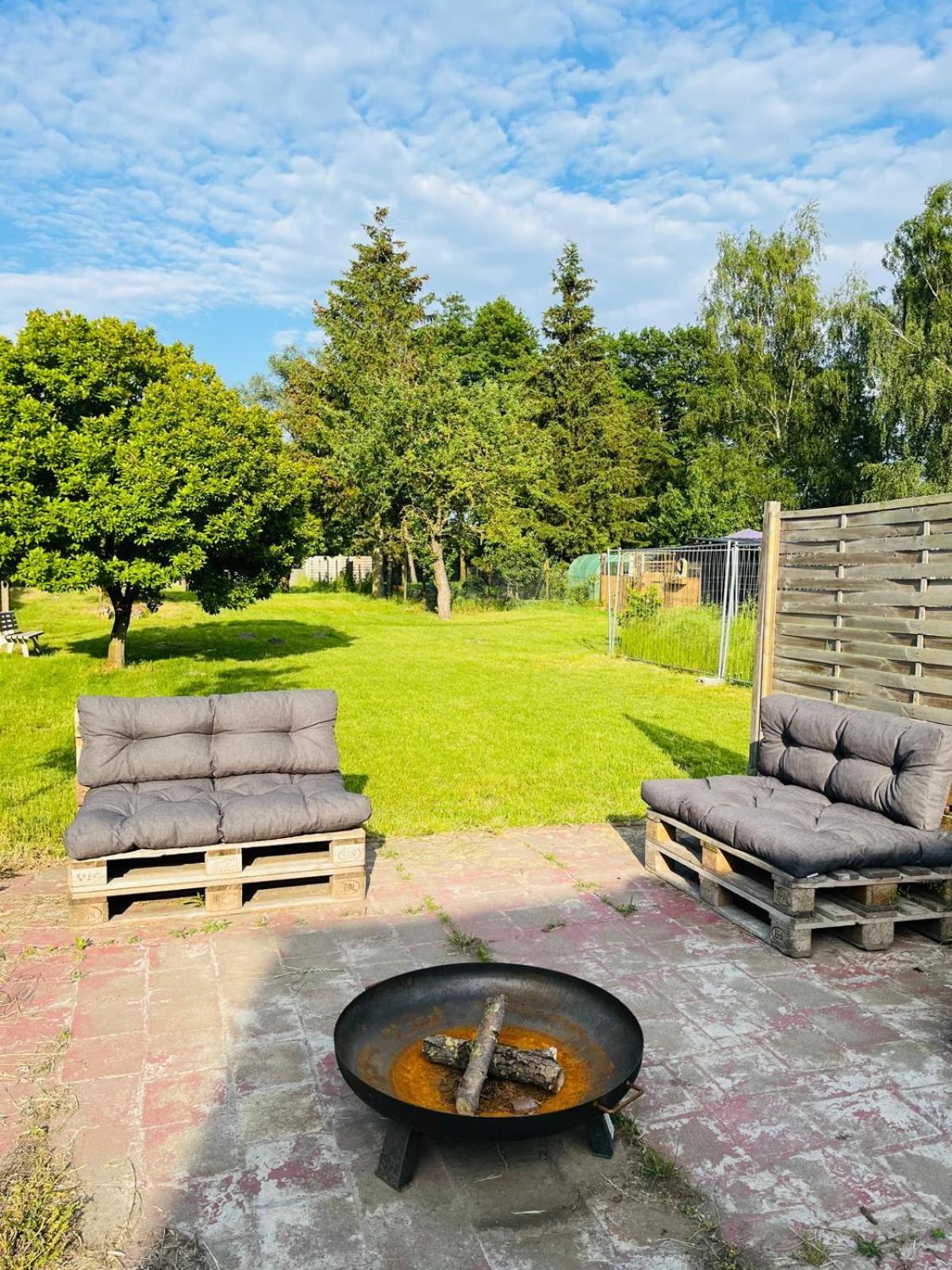 Gutshof Von Gemuenden Ferienwohnung 1 แบร์เนา ไบ เบอร์ลิน ภายนอก รูปภาพ